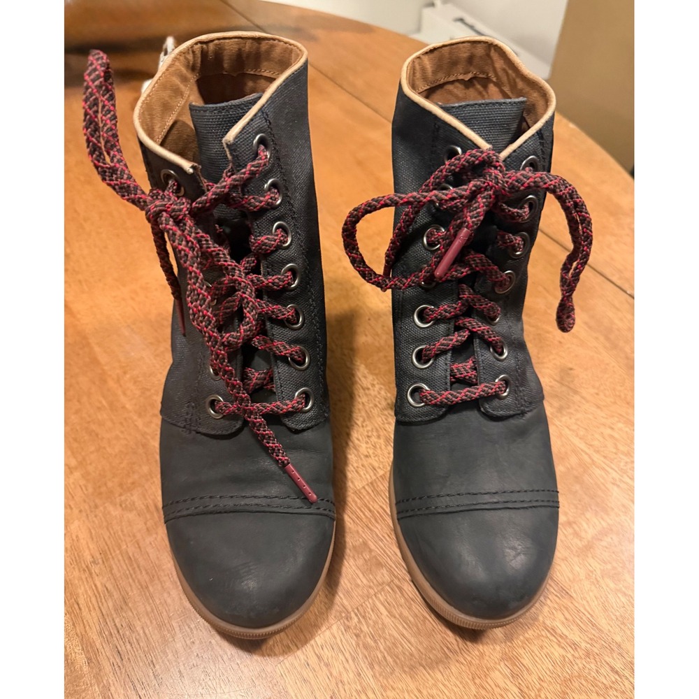 Sorel Women's PDX Waterproof Wedge Boots- size 8